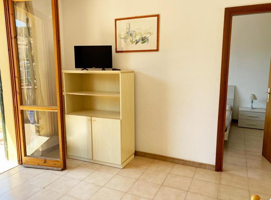 Capoliveri Appartamento Panoramico Con Terrazzo Eksteriør billede